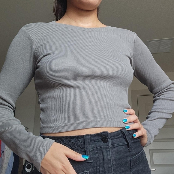 Real Essentials Tops - Long Sleeve Cotton Crop